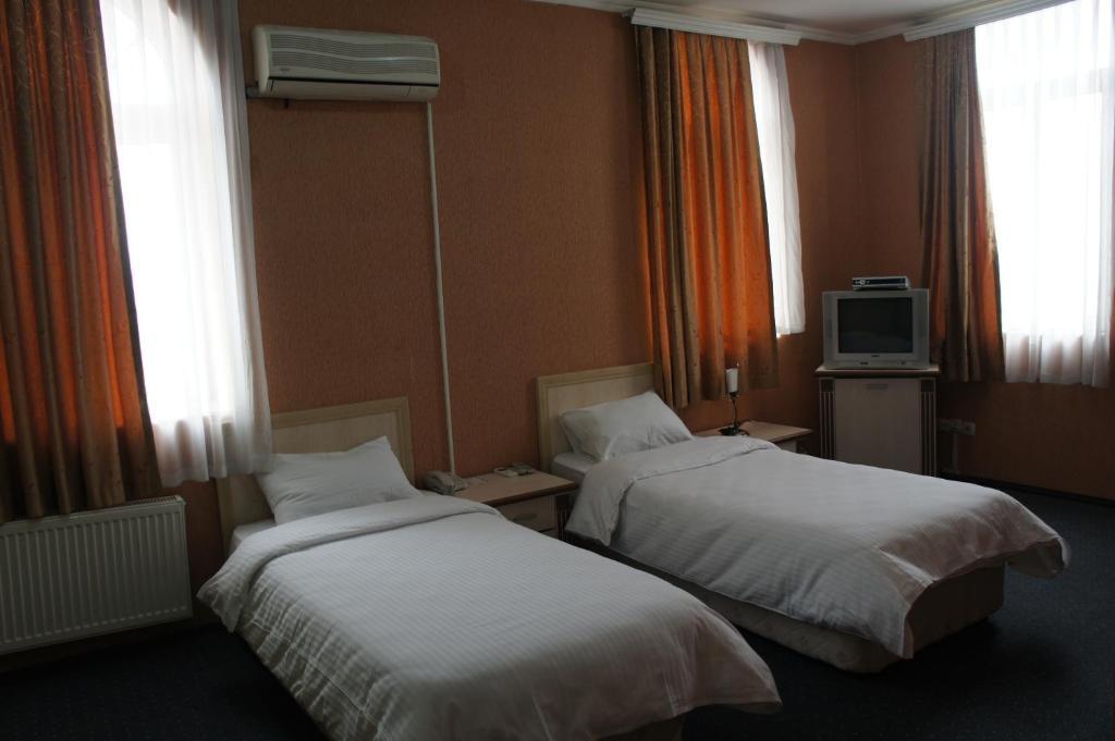 Boyuk Gala Hotel Baku Pokój zdjęcie
